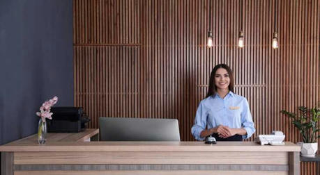 Front Desk Receptionists: The Gatekeepers of a Company’s First Impression